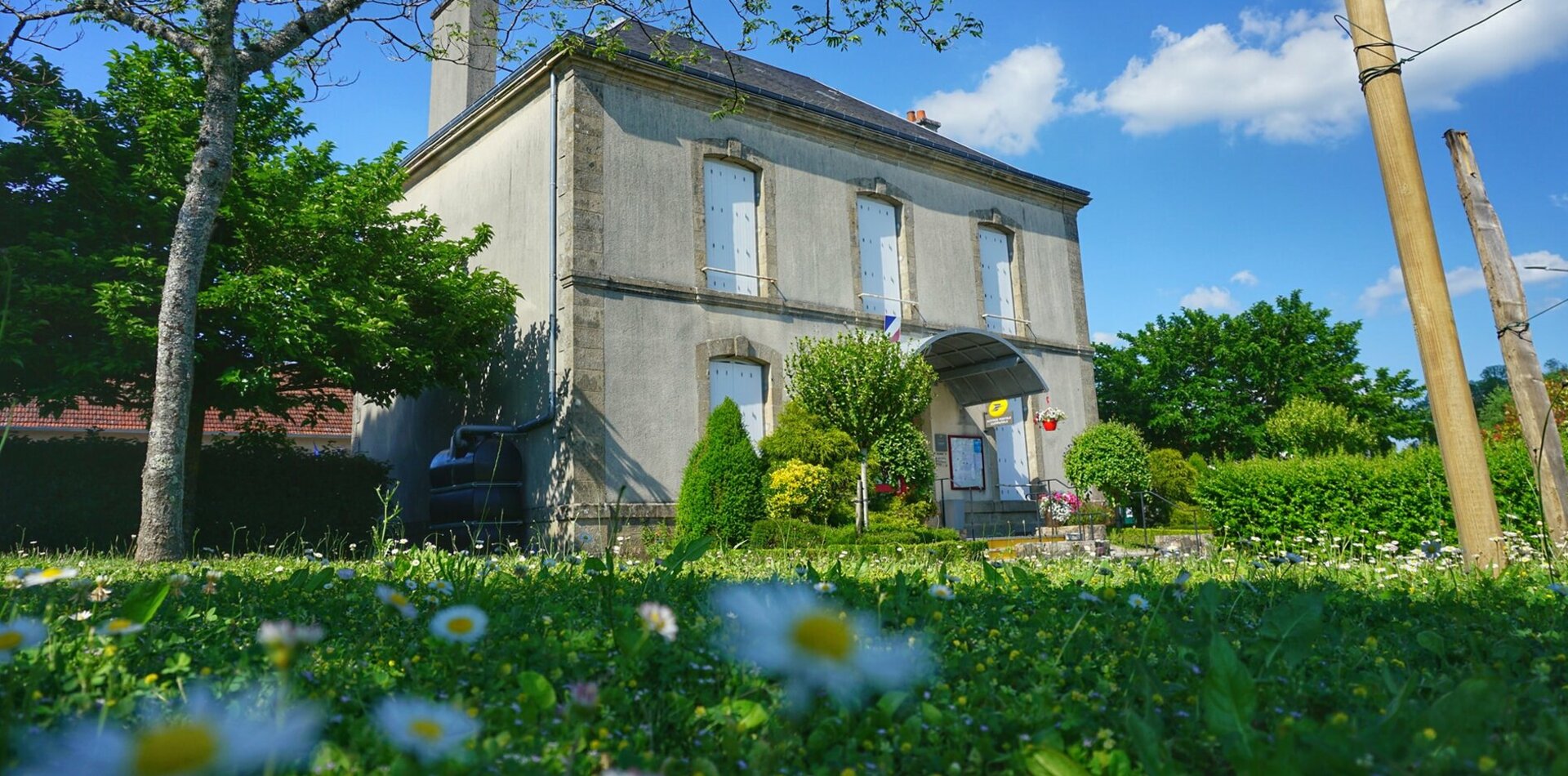 Mairie de Saint-Priest La Feuille dans le 23 en Creuse